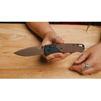 Benchmade Bugout, Taiga Green Aluminum/Natural Micarta Handle, S90V Steel