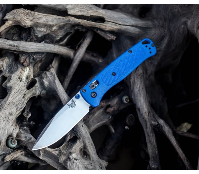 Benchmade Bugout, Blue Grivory, Axis Lock , Drop Point CPM S30V