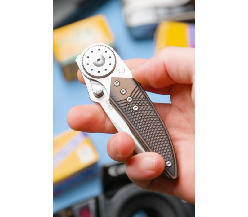 CRKT, Walker Blade Lock 14C28N, Stainless with G-10 Overlay