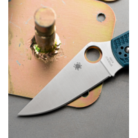 Spyderco, Stretch 2 lightweight straight spine  with K390 powder steel stainless blade.