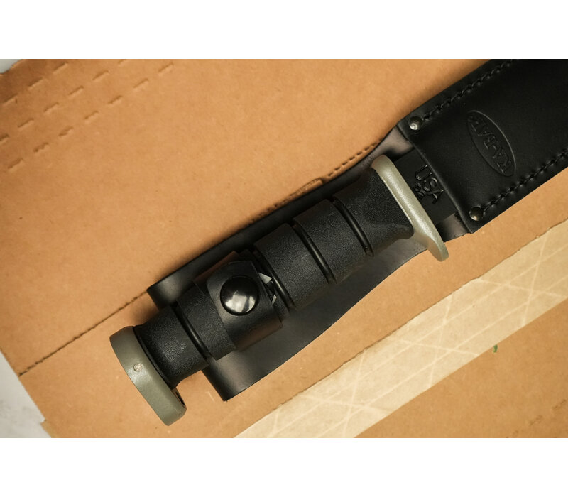 Ka-Bar, D2 Extreme w/ Leather Scabbard