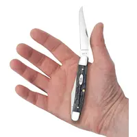 Case Muskrat with gray crandall scales and carbon Steel (CV) blades