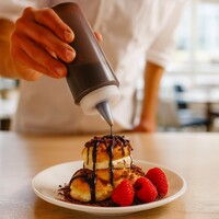 HIC Kitchen Squeeze Bottle, 8oz