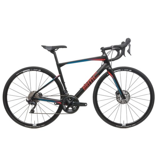 BMC 2018 BMC Roadmachine 02 Two BMC 2018 BMC Roadmachine 02 Two