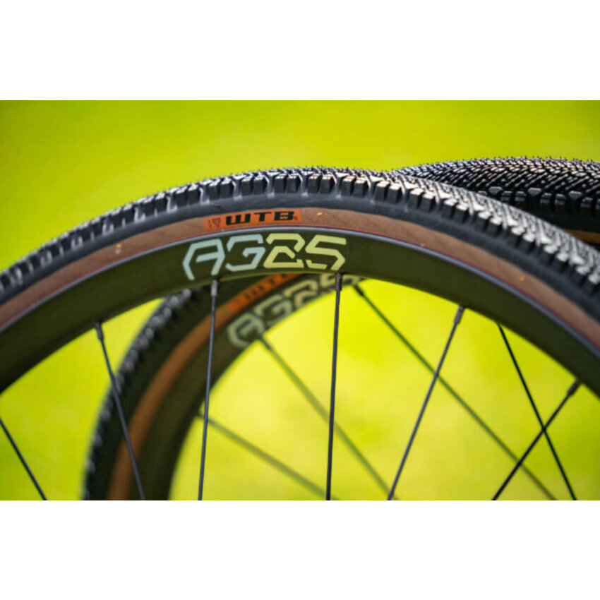 ENVE ENVE Roues AG25 700c 12/142 CL ENVE ENVE Roues AG25 700c 12/142 CL