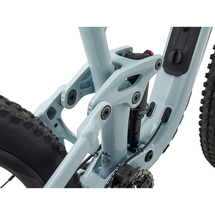 2023 LIV Intrigue LT 1 2023 LIV Intrigue LT 1