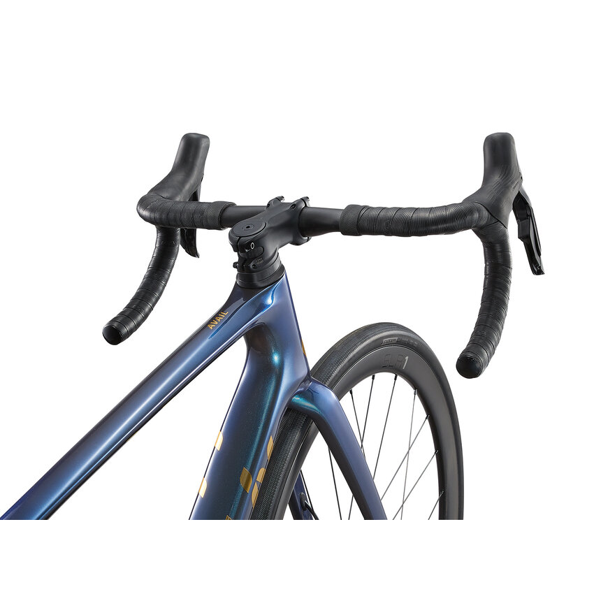 LIV 2025 LIV Avail Adv Pro 0