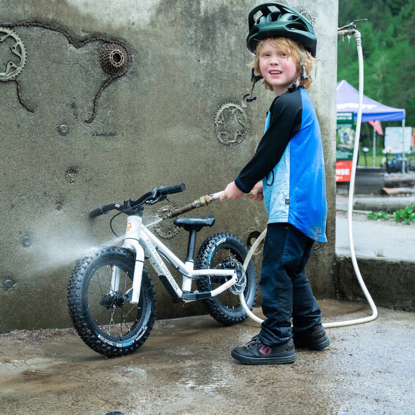 Kids Ride Shotgun SHOTGUN Dirt Hero 14'' Push bike Blanc Avec Frein Kids Ride Shotgun SHOTGUN Dirt Hero 14'' Push bike Blanc Avec Frein