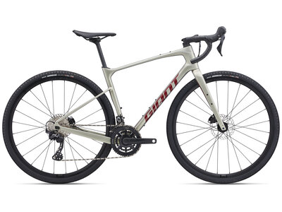 2024 GIANT Revolt Adv 2