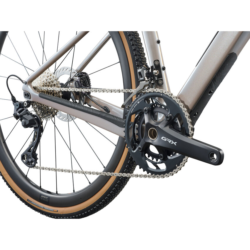 LIV 2026 LIV Devote Advanced 0