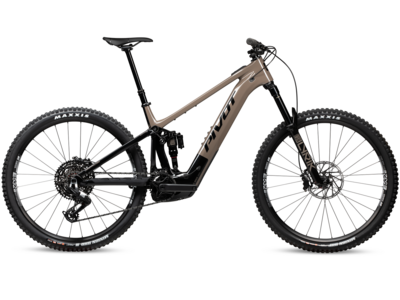  2026 PIVOT Shuttle AM Pro X0 AXS
