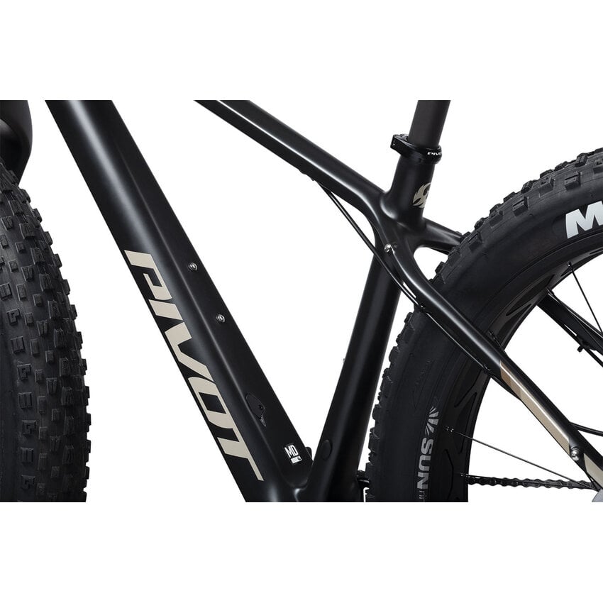 PIVOT 2026 PIVOT Les Fat + One up Dropper v3