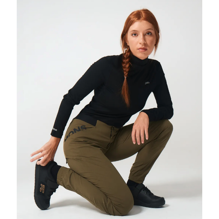 MONS ROYALE MONS ROYALE Pantalon Diversion merino Trail Femme MONS ROYALE MONS ROYALE Pantalon Diversion merino Trail Femme