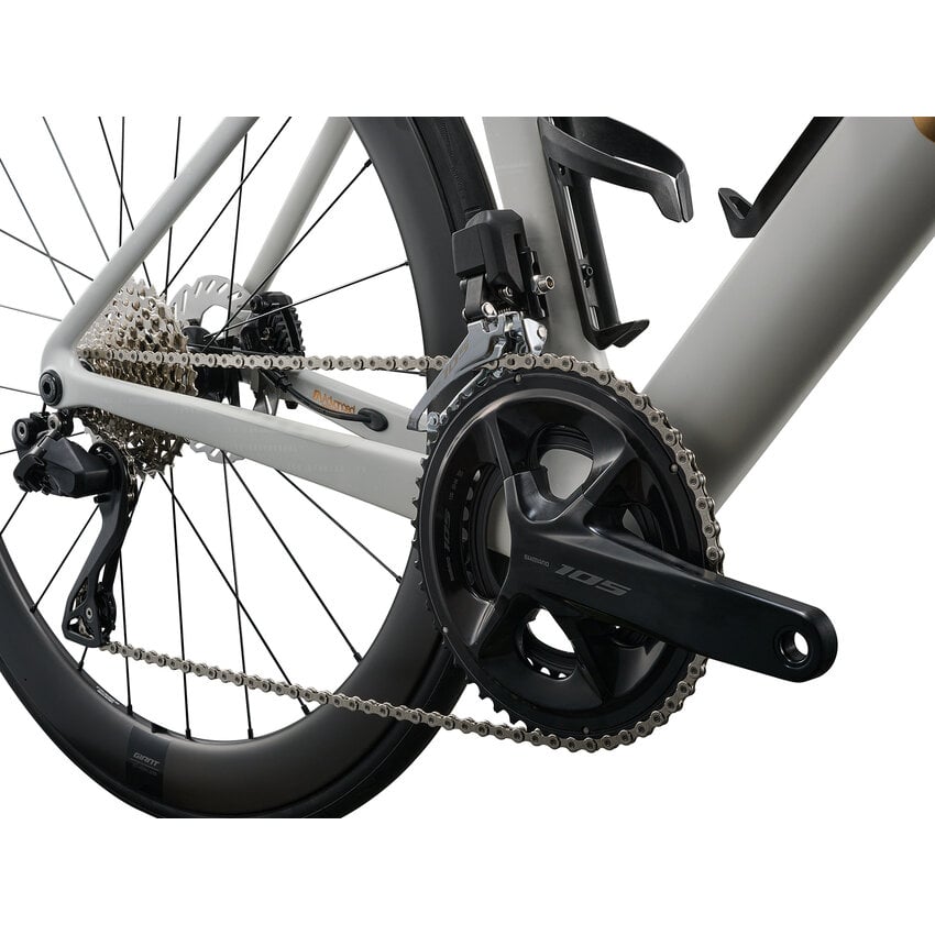 LIV 2027 LIV Enviliv Advanced 1