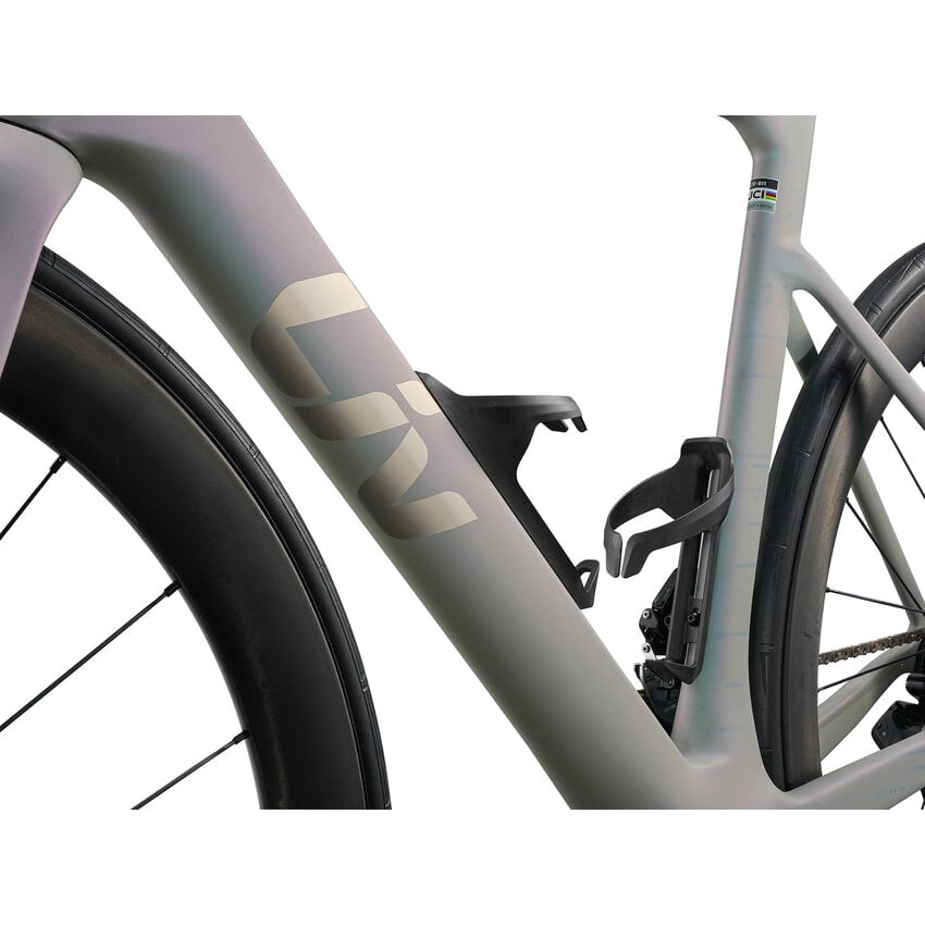 LIV 2027 LIV Enviliv Advanced Pro 1