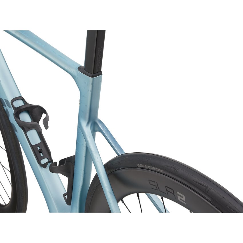 LIV 2027 LIV Enviliv Advanced 0