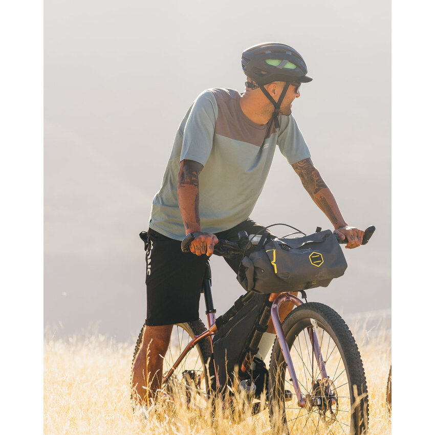 MONS ROYALE MONS ROYALE Shorts Diversion merino trail