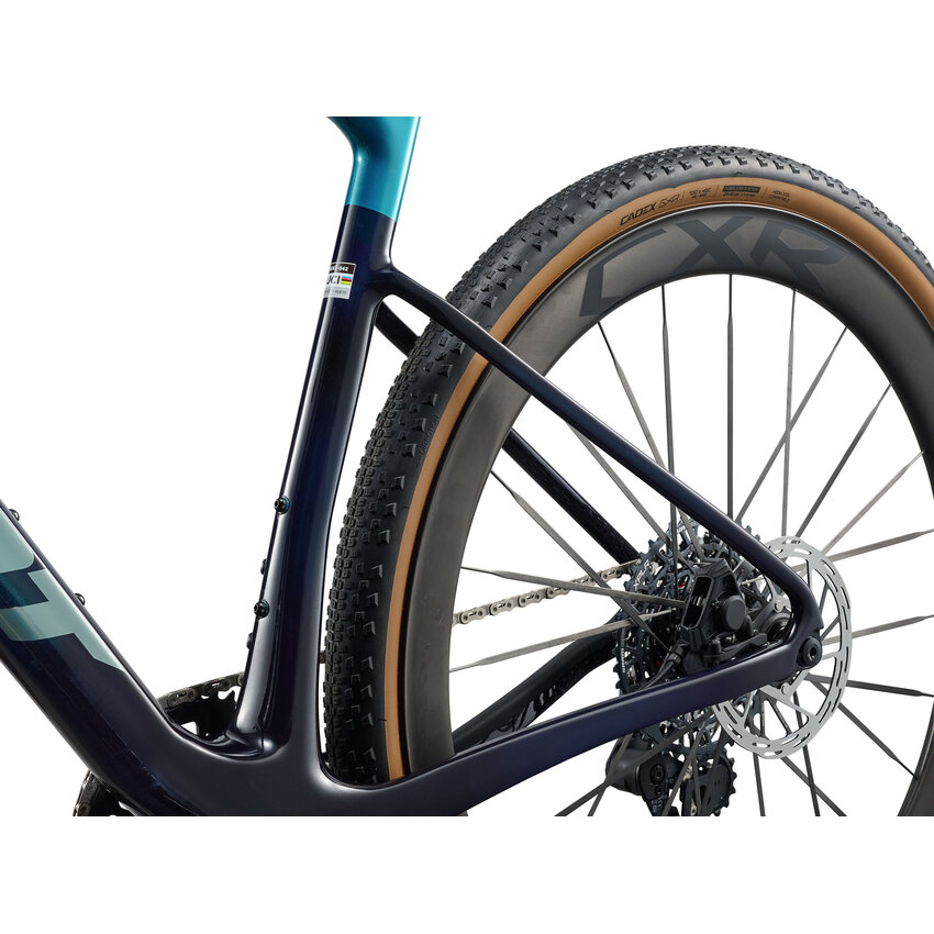 GIANT surcom 2027 GIANT Revolt Advanced 2 SL GIANT surcom 2027 GIANT Revolt Advanced 2 SL