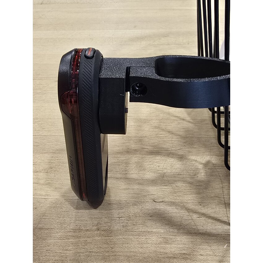3D PRINT 3D PRINT CEEPO Stinger support Garmin Varia + insert K-edge 3D PRINT 3D PRINT CEEPO Stinger support Garmin Varia + insert K-edge