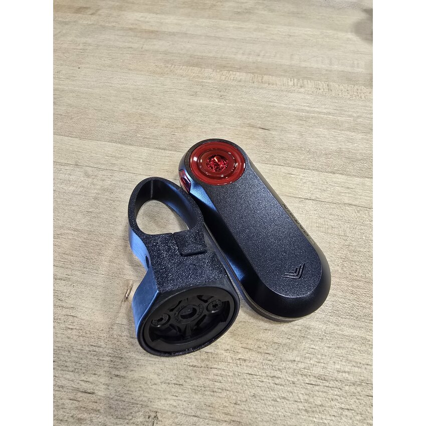 3D PRINT 3D PRINT CEEPO Stinger support Garmin Varia + insert K-edge 3D PRINT 3D PRINT CEEPO Stinger support Garmin Varia + insert K-edge