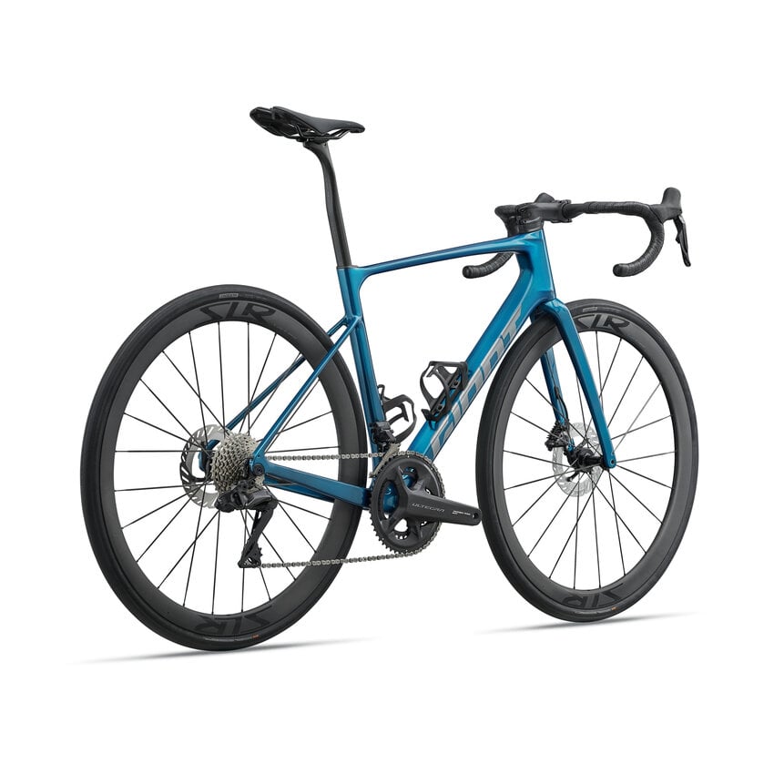 GIANT 2027 GIANT Defy Advanced Pro 0 GIANT 2027 GIANT Defy Advanced Pro 0