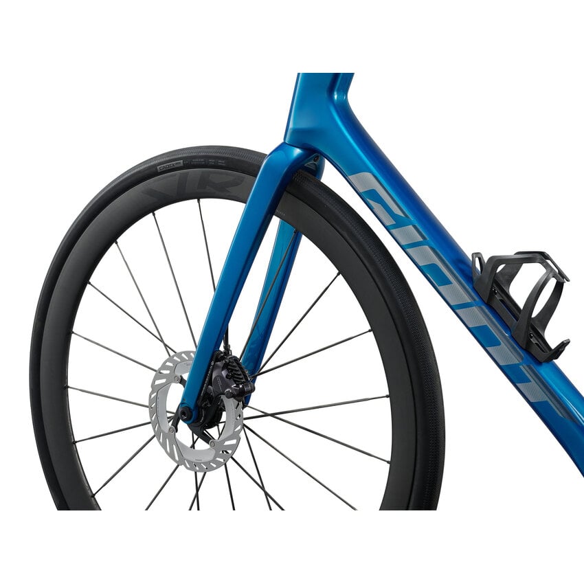 GIANT 2027 GIANT Defy Advanced Pro 0 GIANT 2027 GIANT Defy Advanced Pro 0
