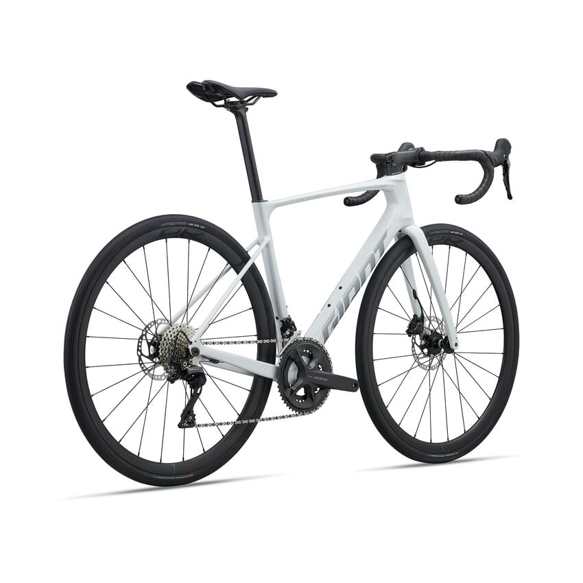 GIANT 2027 GIANT Defy Advanced 2 GIANT 2027 GIANT Defy Advanced 2