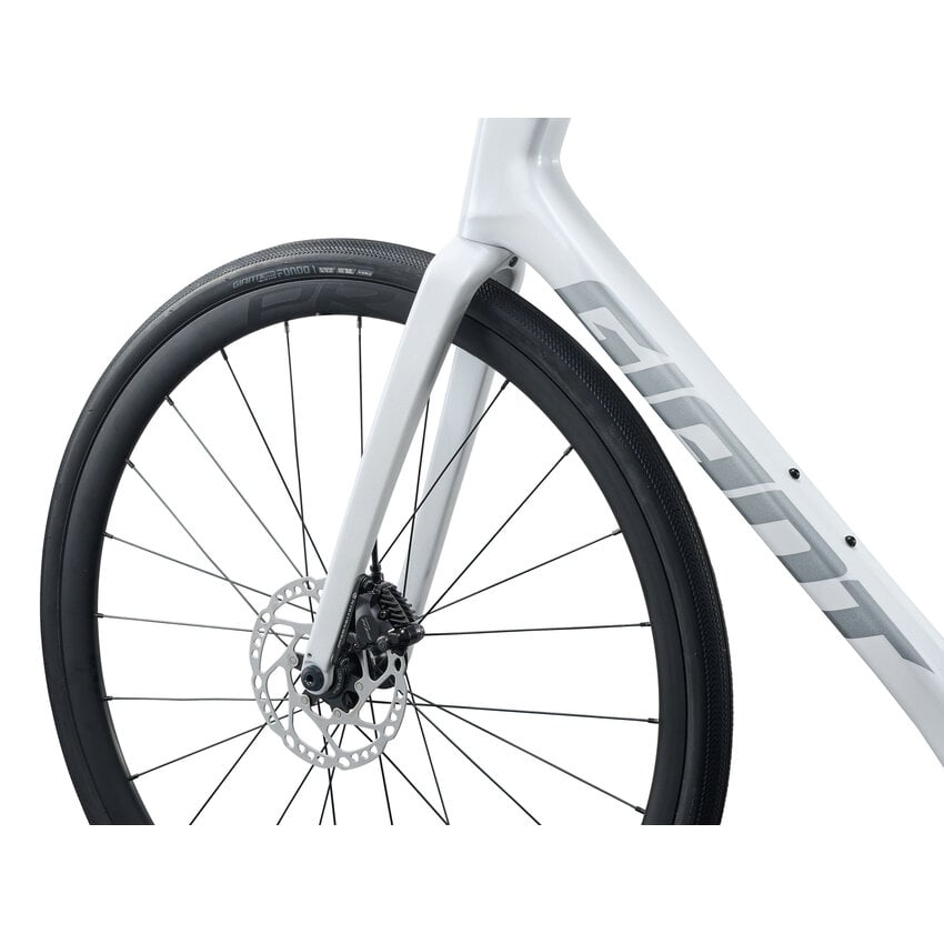 GIANT 2027 GIANT Defy Advanced 2 GIANT 2027 GIANT Defy Advanced 2