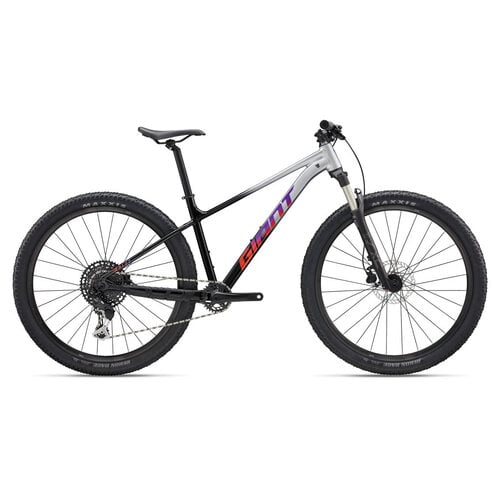 GIANT 2027 GIANT Talon 1 GIANT 2027 GIANT Talon 1