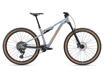 2027 GIANT Stance 0 2027 GIANT Stance 0