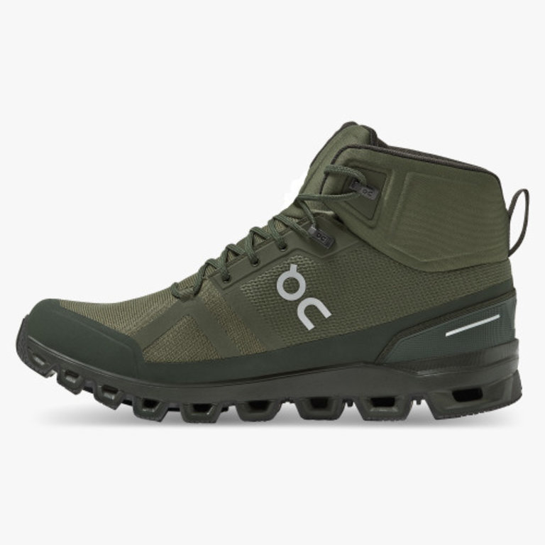 on cloud mens boots