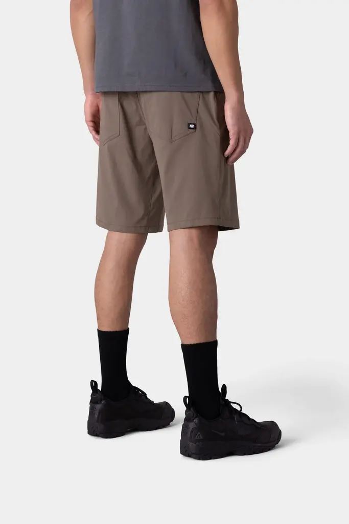 EVERYWHERE HYBRID SHORT - RELAXED FIT