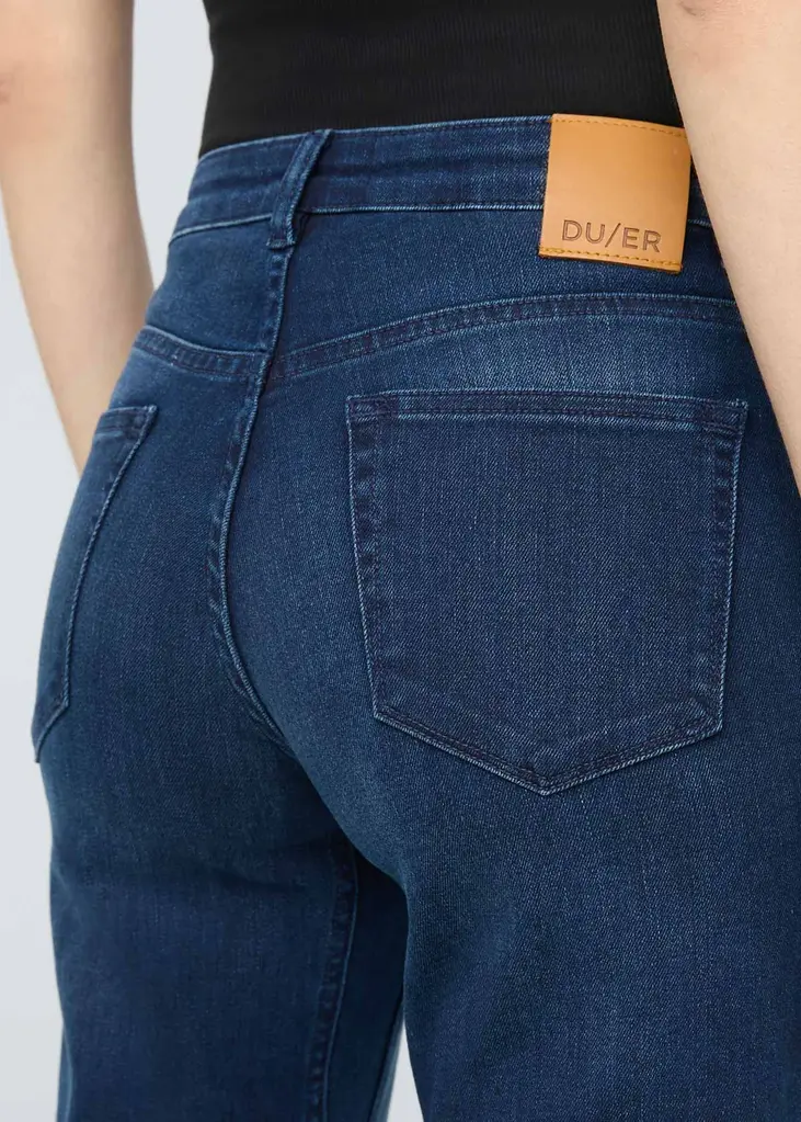 Duer Performance Denim Girlfriend Jean