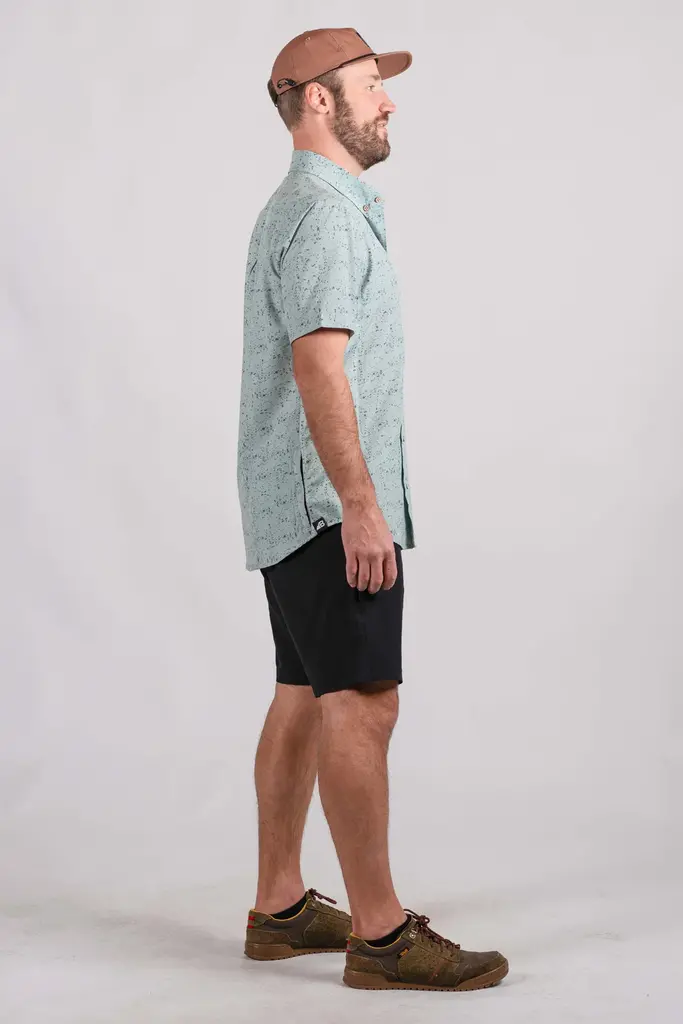 Belong Designs Men's Vista  Stretch Button Down