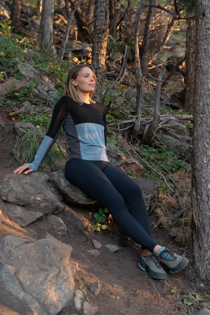 Belong Designs W Dyer Tek L/S