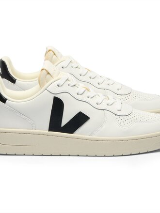 veja Men's V-10 LEATHER Shoe