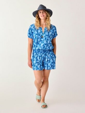 Carve Designs Leah Short