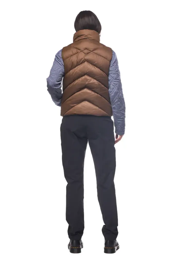 Indyeva Papluma III Vest