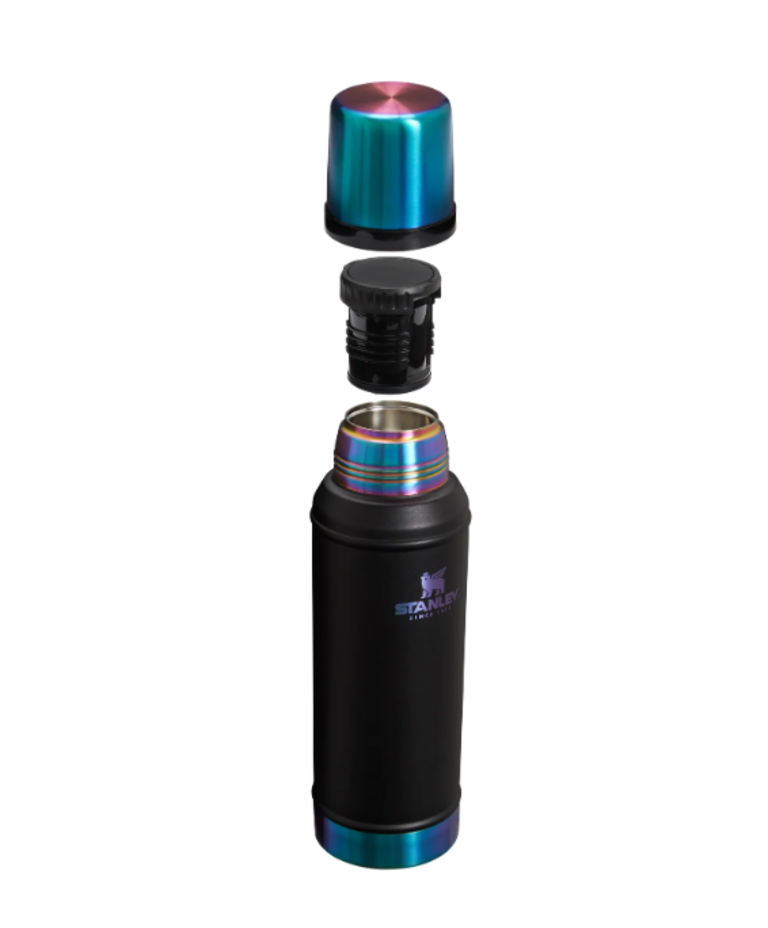 The Black Chroma Classic Legendary Bottle | 1.0 QT