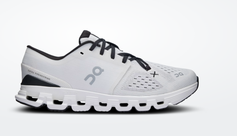 On Cloud  Cloud X4- Womens