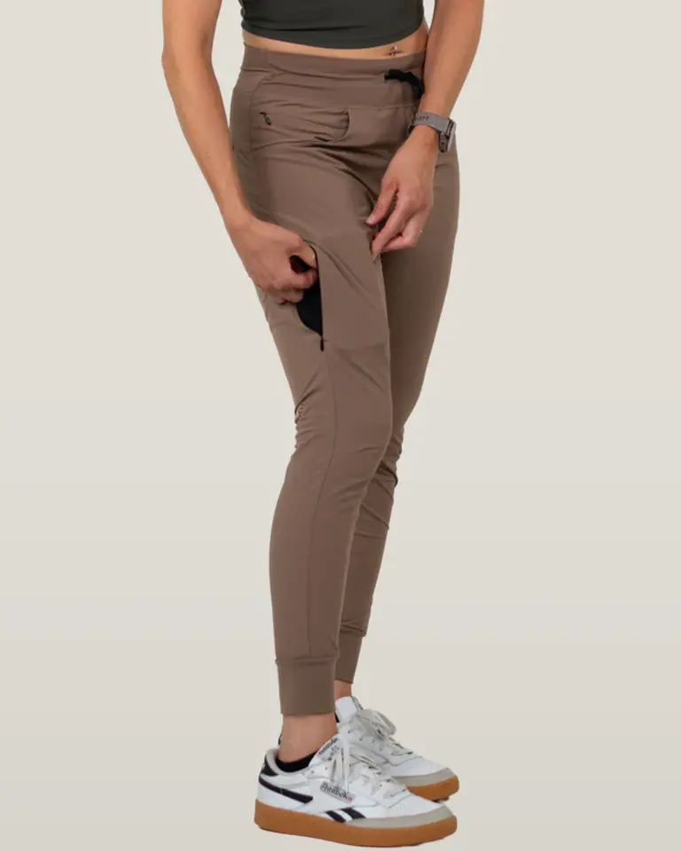 Belong Designs W Rocky Mountain Joggers