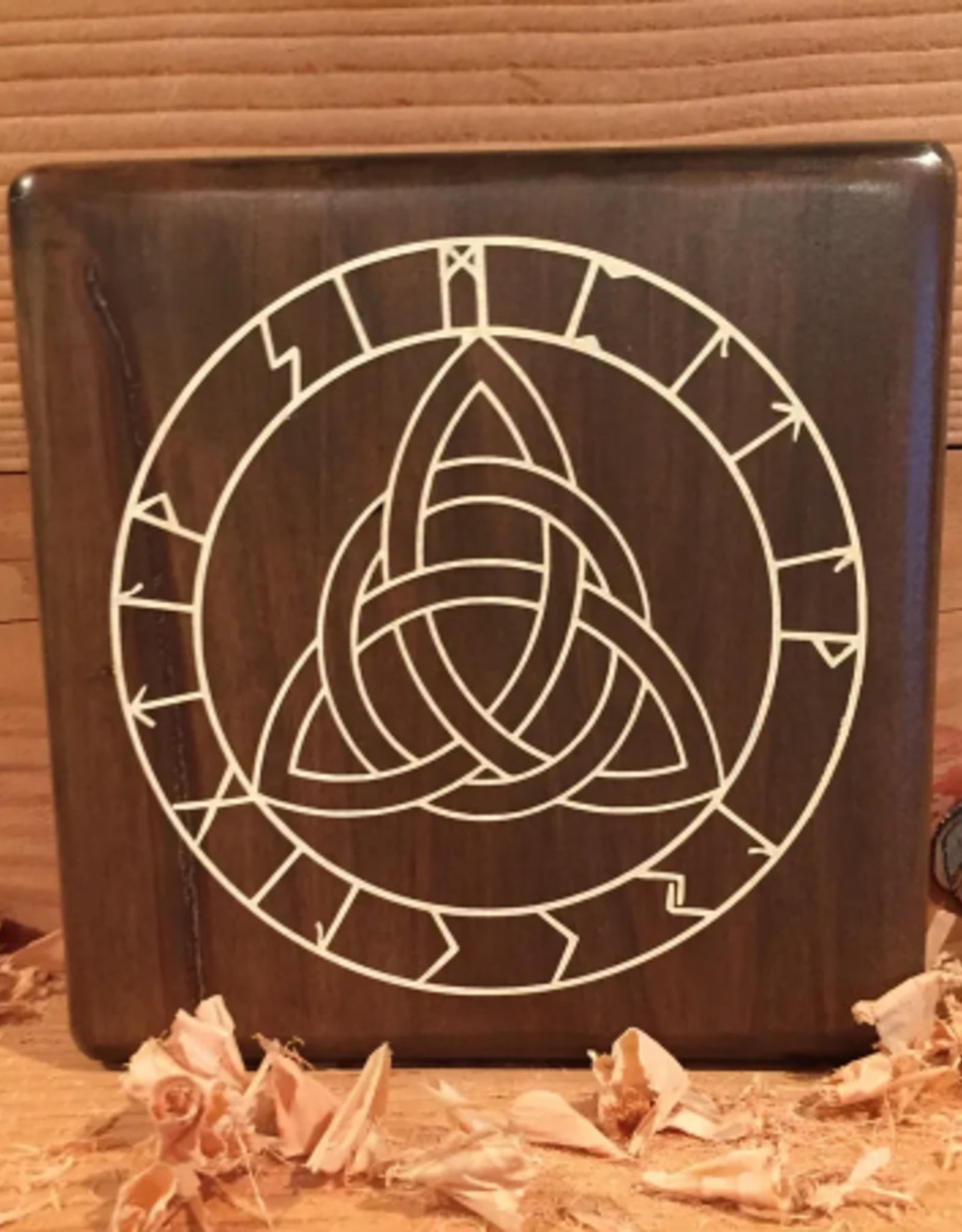 Celtic Knot with Runes - Paint
