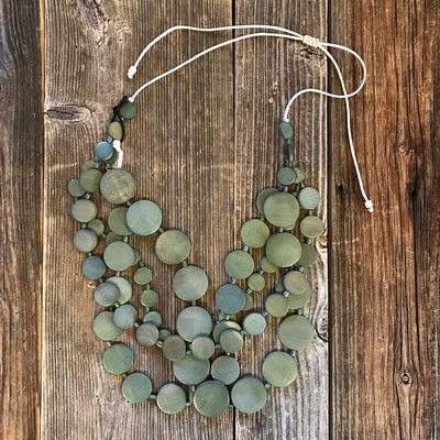 Beautiful Hands Beautiful Hands Circle Necklace Wood 4-rows Beautiful Hands Beautiful Hands Circle Necklace Wood 4-rows