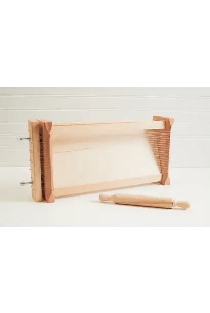 Verve Italian Pasta Chitarra with Rolling Pin