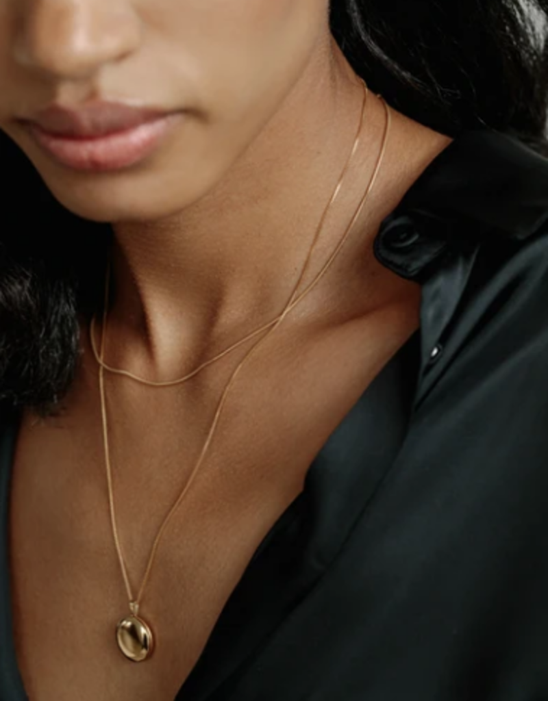 Lisbeth Round Locket Necklace - Gold