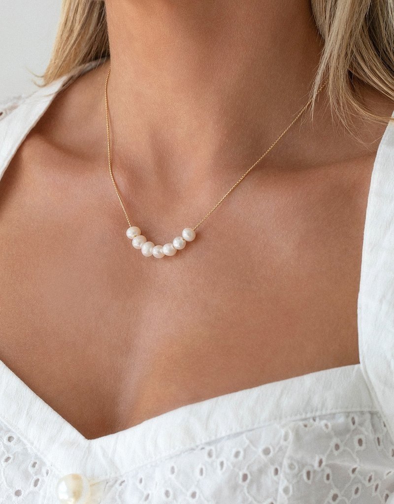 Leah Alexandra Mini Mer Pearl Necklace