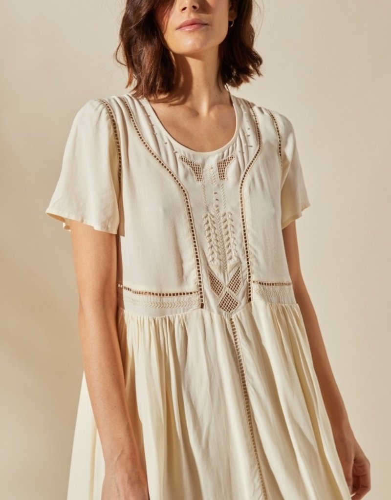 https://cdn.shoplightspeed.com/shops/625872/files/33587540/800x1024x1/louizon-beck-embroidered-dress-final-sale.jpg