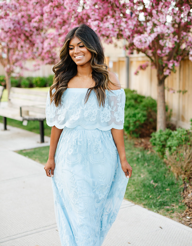 Rowan Off-the-Shoulder Lace Maxi Dress ...