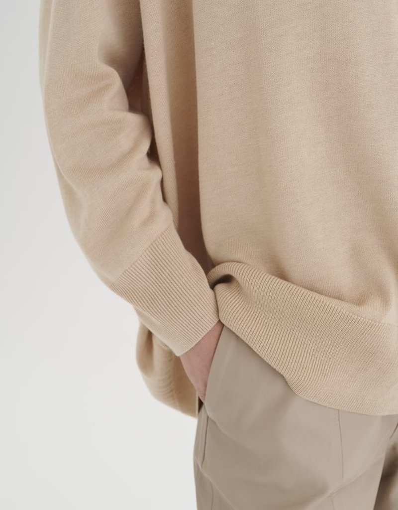 InWear Innes V-Neck Pullover in Powder Beige
