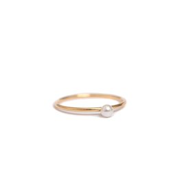 Lisbeth Adalee Pearl Ring - Gold